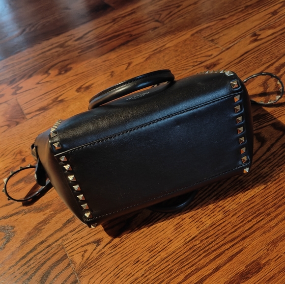Valentino ROCKSTUD CALFSKIN BAG - Picture 6 of 6